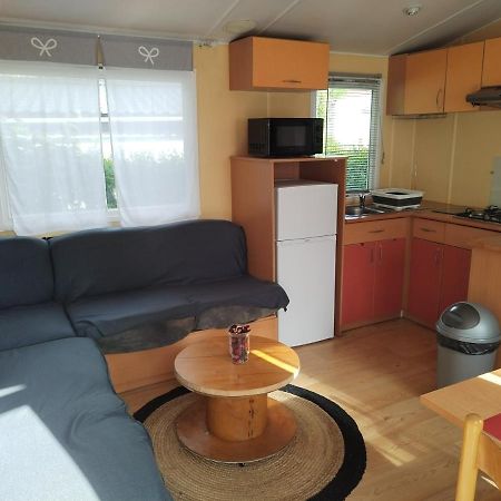 Mobil-Home Coin De Paradis En Cote D'Opale Sur Terrain Prive Et Sa Caravane Hermelinghen Exteriér fotografie